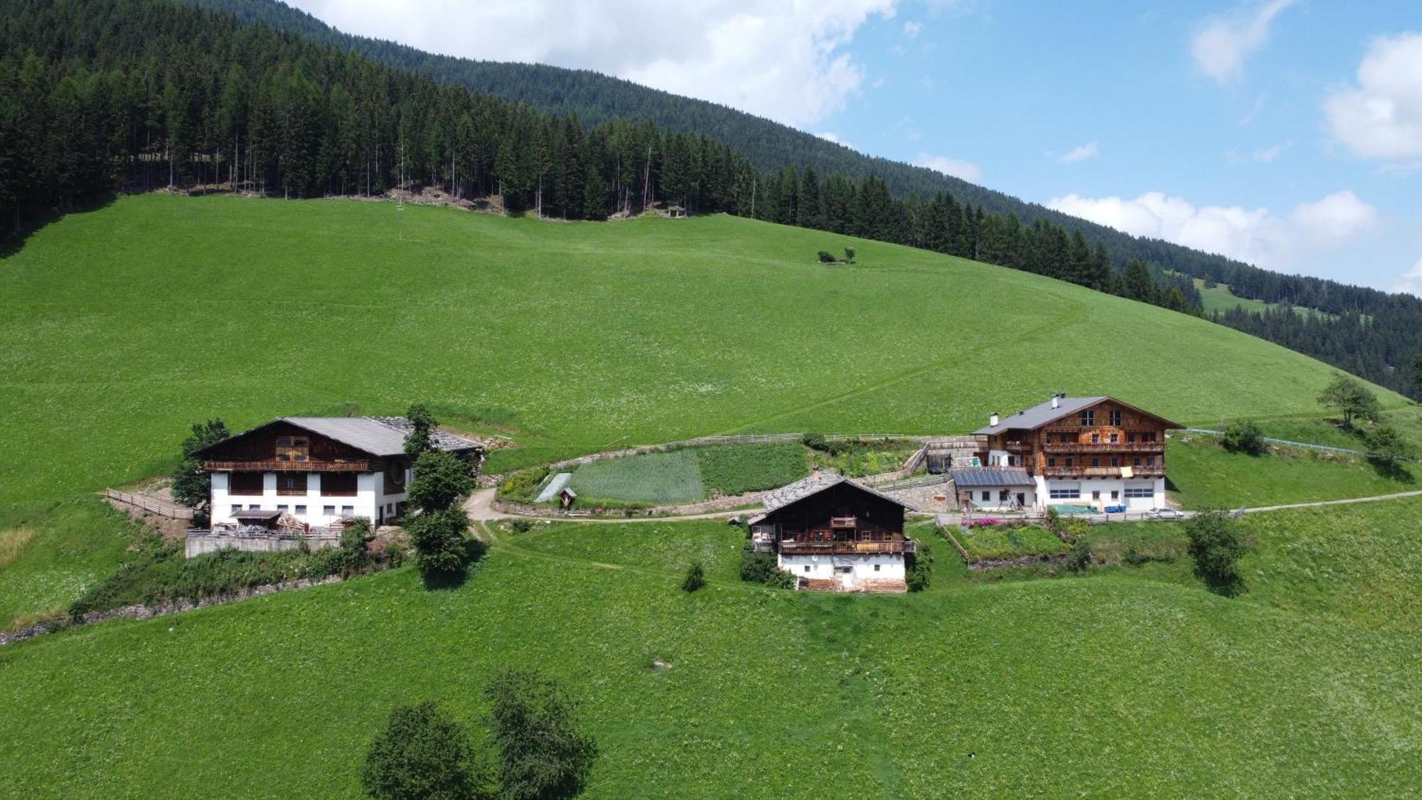 Ortlerhof Im Ultental - Urlaub Auf Dem Bauernhof Buitenkant foto